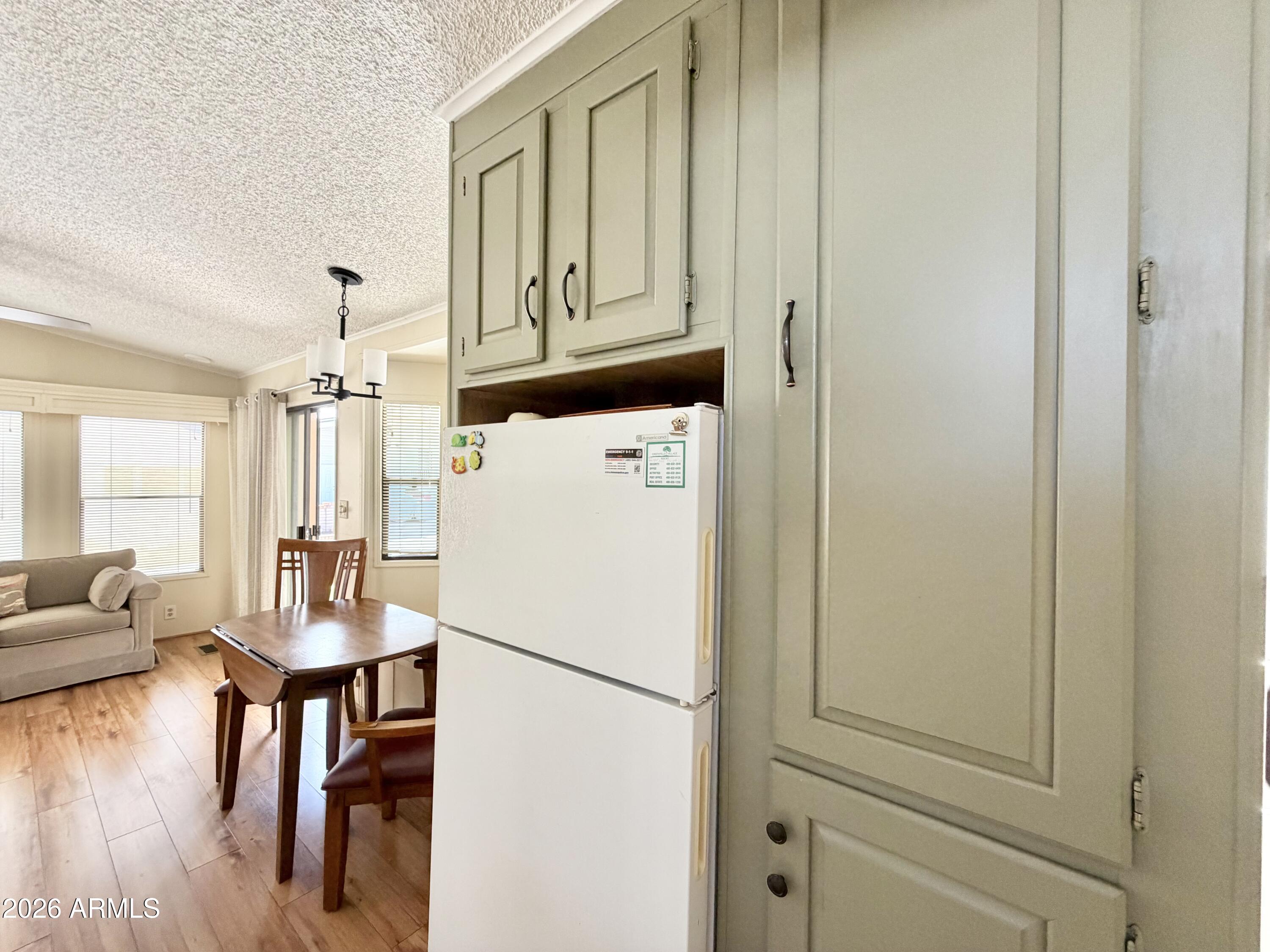 111 South Greenfield Road, Unit 294 Mesa, AZ 85206 - Photo 16 of 48 TONS OF CABINET SPACE
