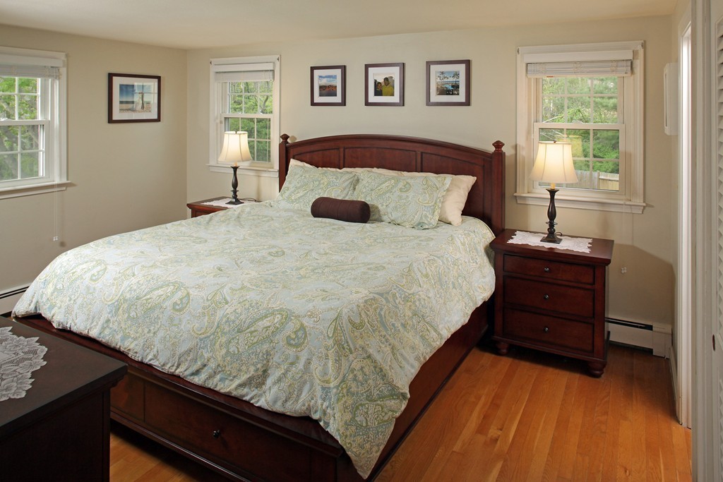 60 Colonial Road Hingham, MA 02043 - Photo 7 of 15 Gallery Image 7