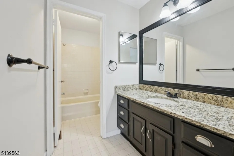 4 Ray Court Bedminster, NJ 07921 - Photo 11 of 11