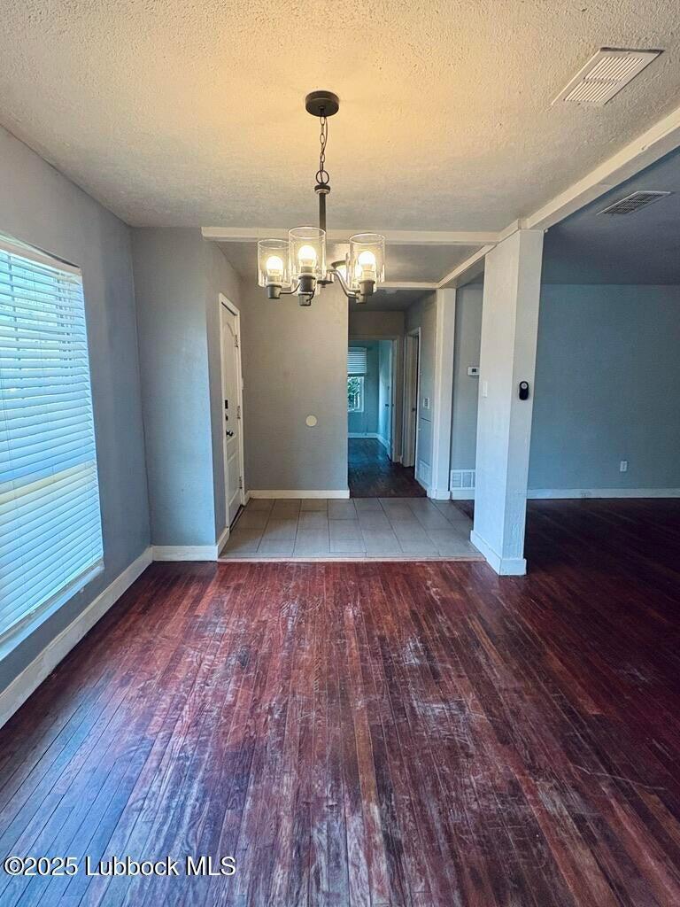 2803 30th Street Lubbock, TX 79410 - Photo 3 of 23 20250527192159414548000000-o