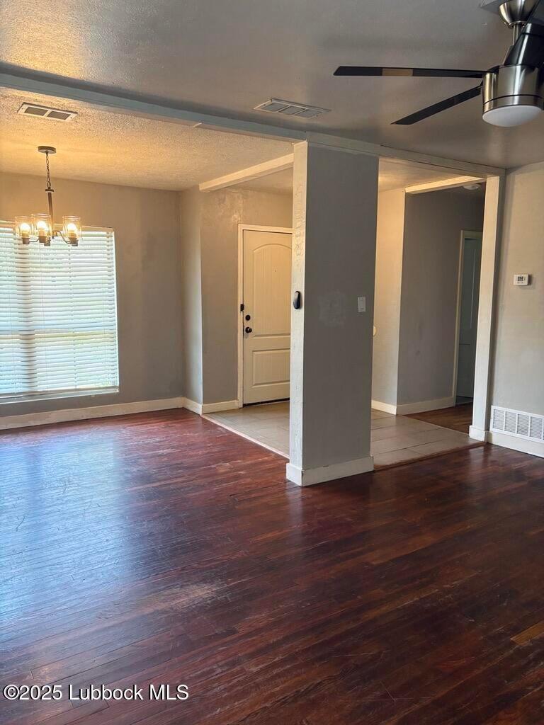 2803 30th Street Lubbock, TX 79410 - Photo 4 of 23 20250527192153519150000000-o