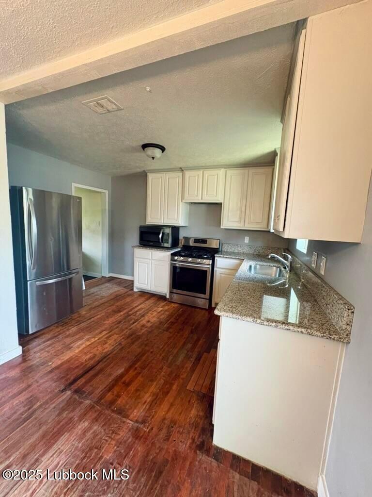 2803 30th Street Lubbock, TX 79410 - Photo 9 of 23 20250527192157585166000000-o