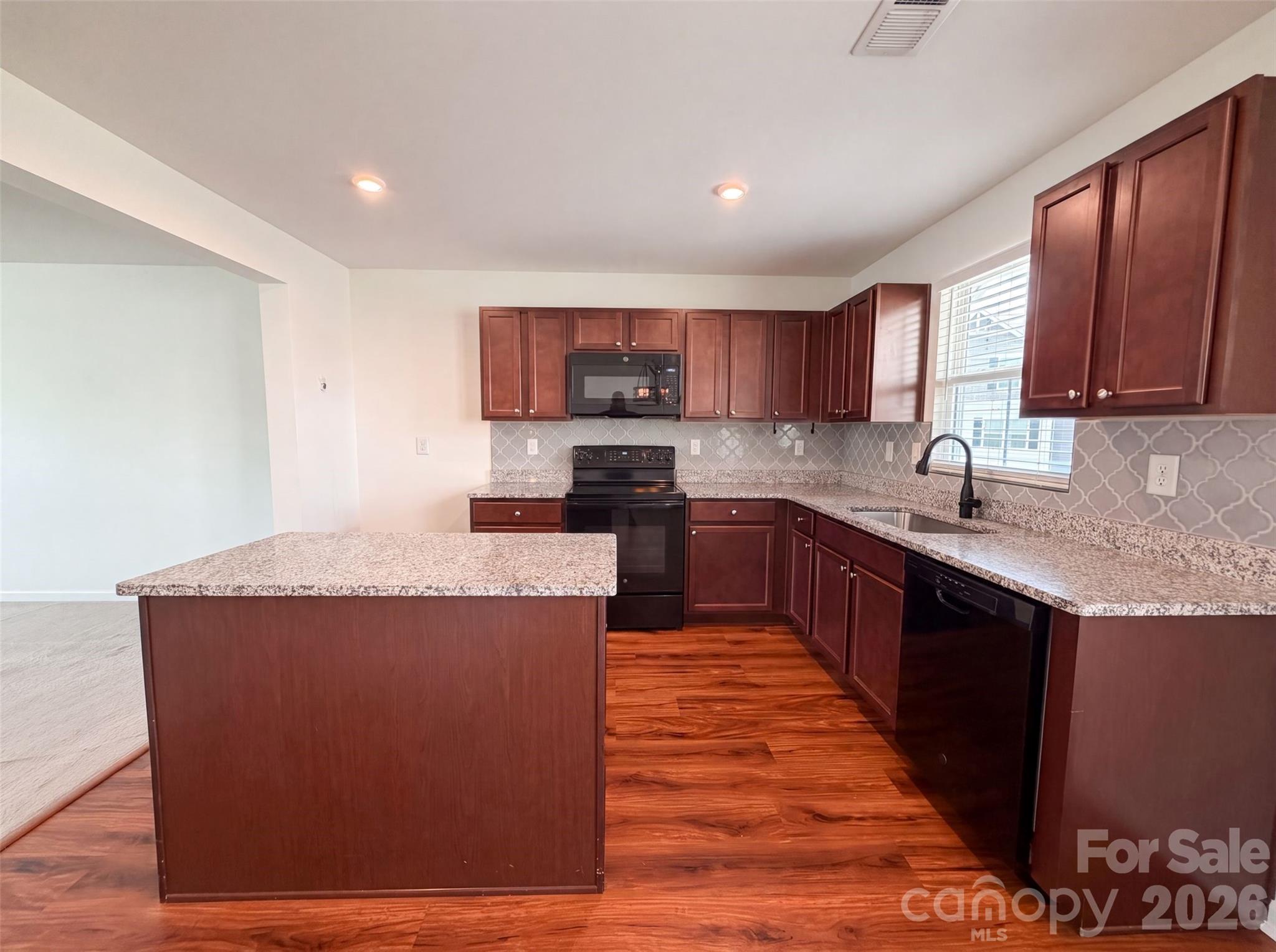 923 Taybyn Road Fort Mill, SC 29715 - Photo 3 of 14