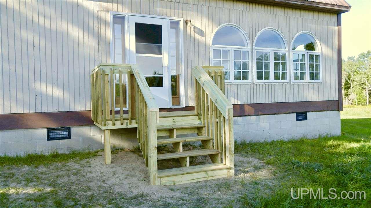 2782 Cooper Road Gulliver, MI 49840 - Photo 4 of 19 Gallery Image 4