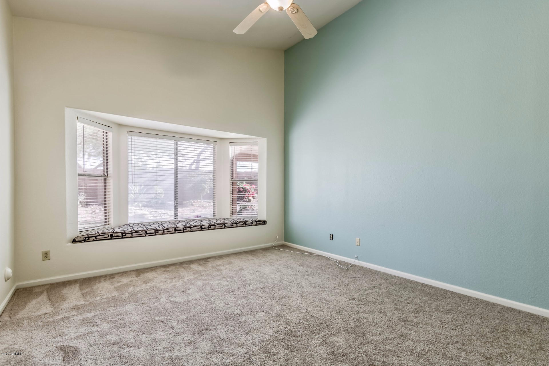 2923 East Calavar Road Phoenix, AZ 85032 - Photo 18 of 30 Calavar (25)