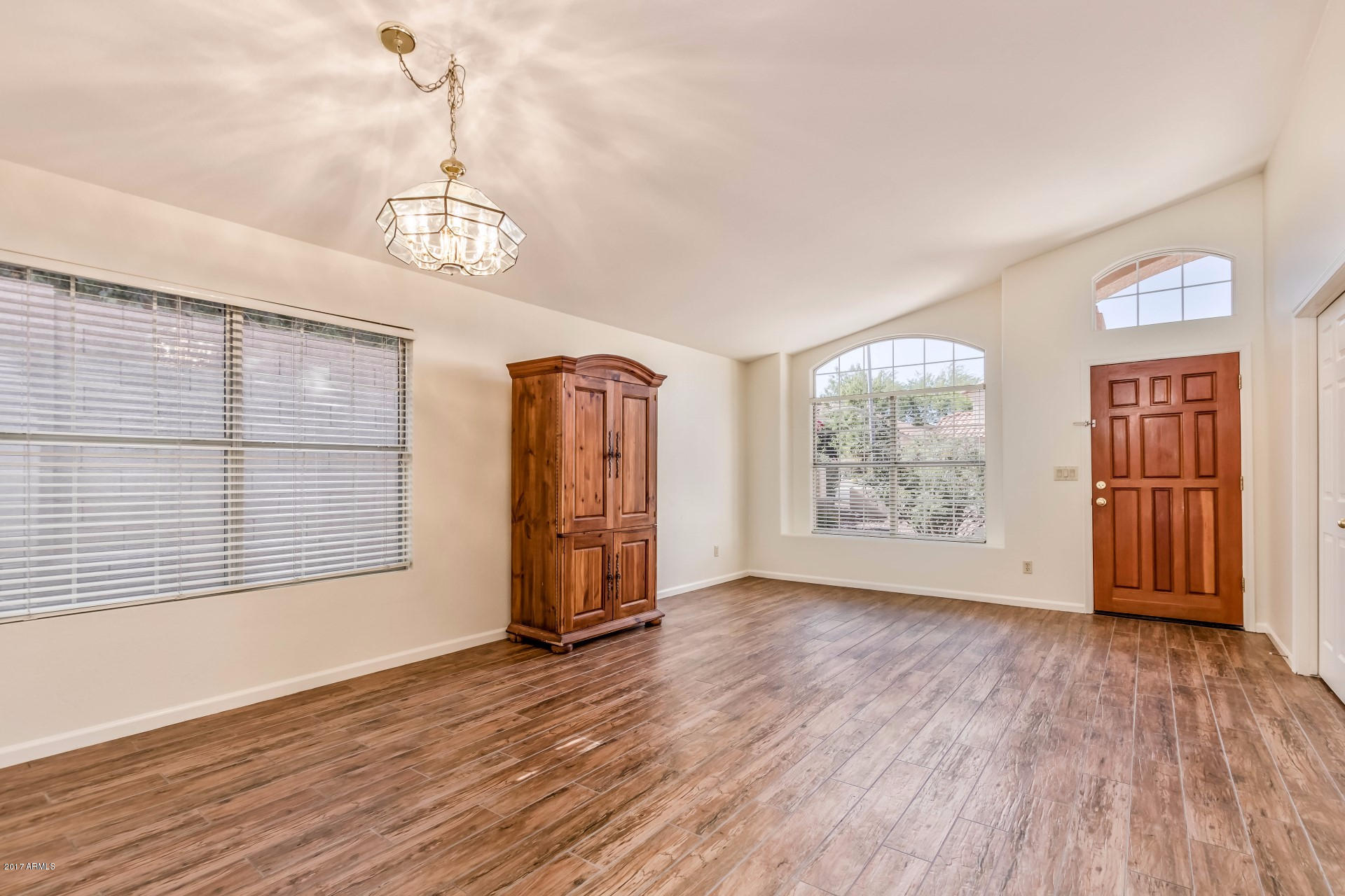2923 East Calavar Road Phoenix, AZ 85032 - Photo 4 of 30 Calavar (11)