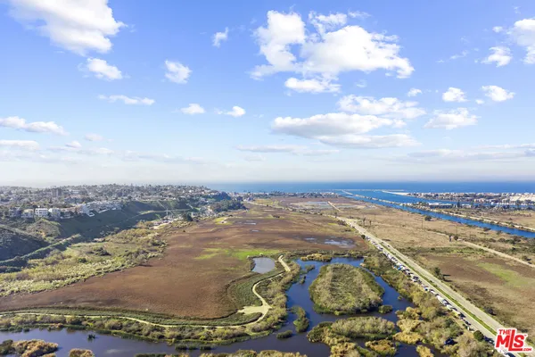 $1,680,000 | 7100 Playa Vista Drive, Unit 407, Playa Vista, CA 90094