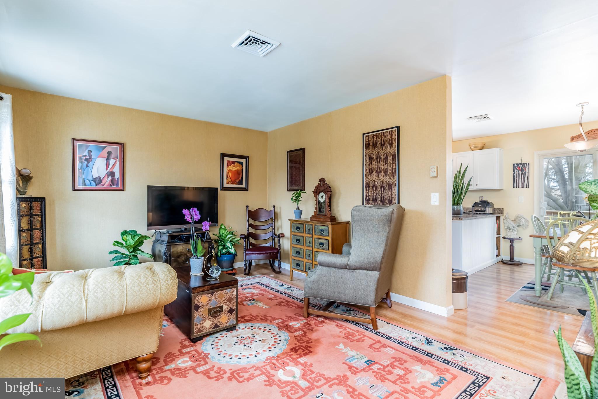 213 Hilltop Road Boiling Springs, PA 17007 - Photo 3 of 31 Bright South Facing Living Room