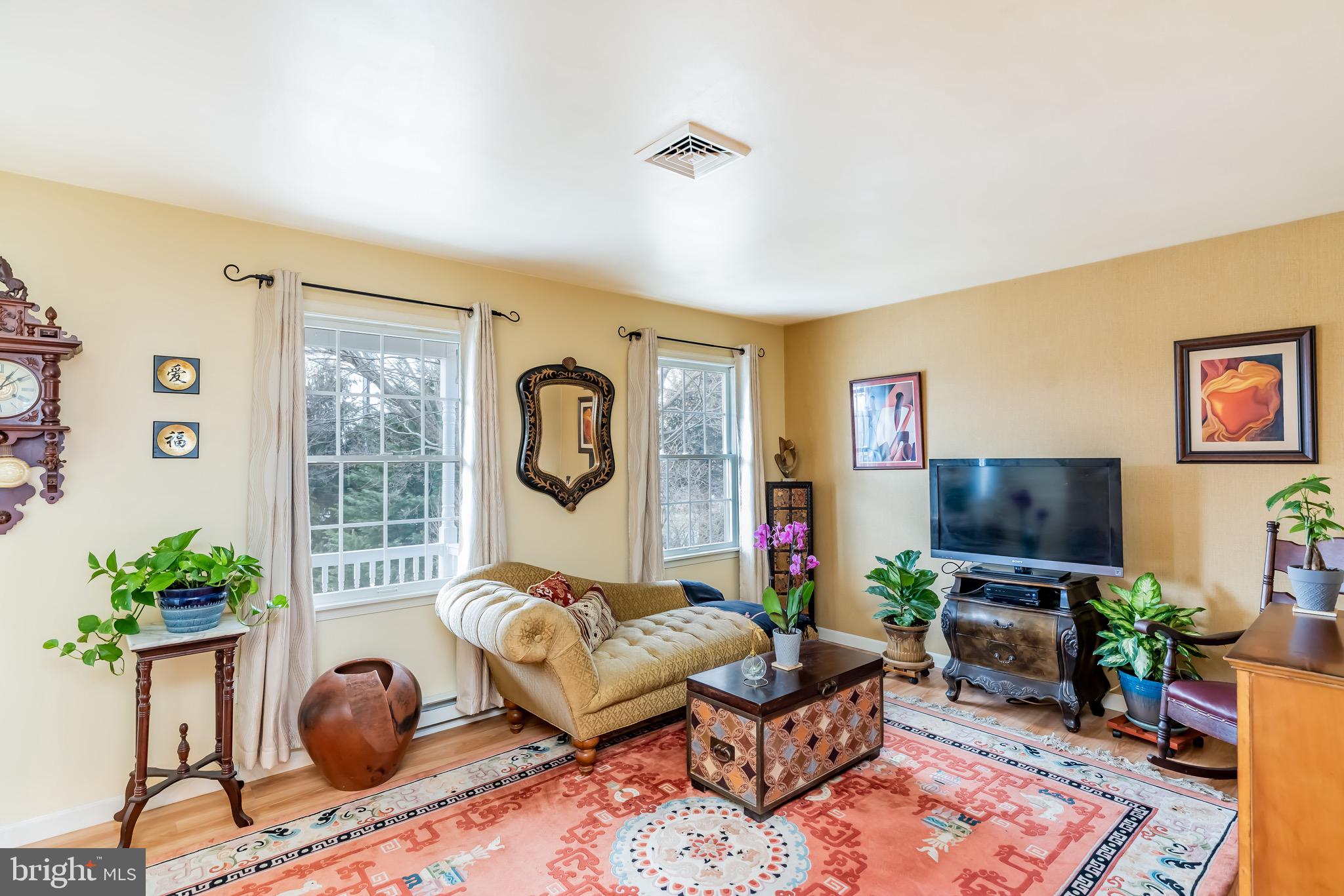 213 Hilltop Road Boiling Springs, PA 17007 - Photo 5 of 31 Gallery Image 5