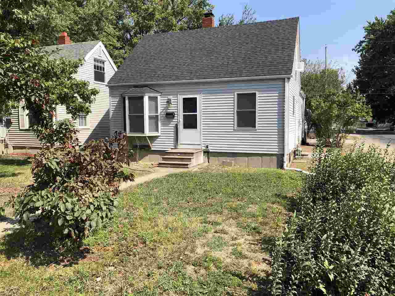 1700 North 19th Street Springfield, IL 62702 - Photo 2 of 16
