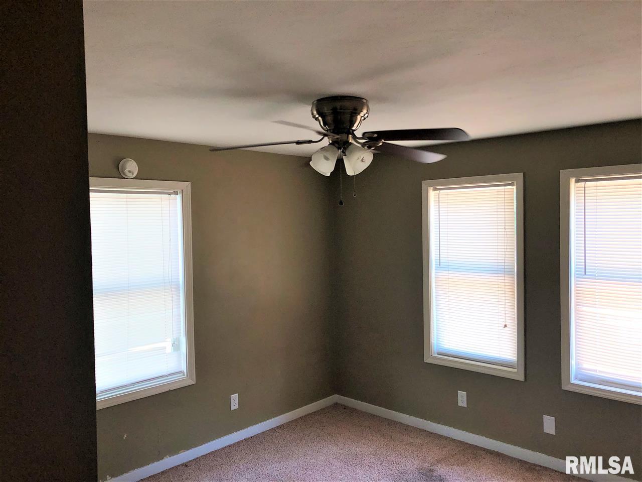 1700 North 19th Street Springfield, IL 62702 - Photo 8 of 16