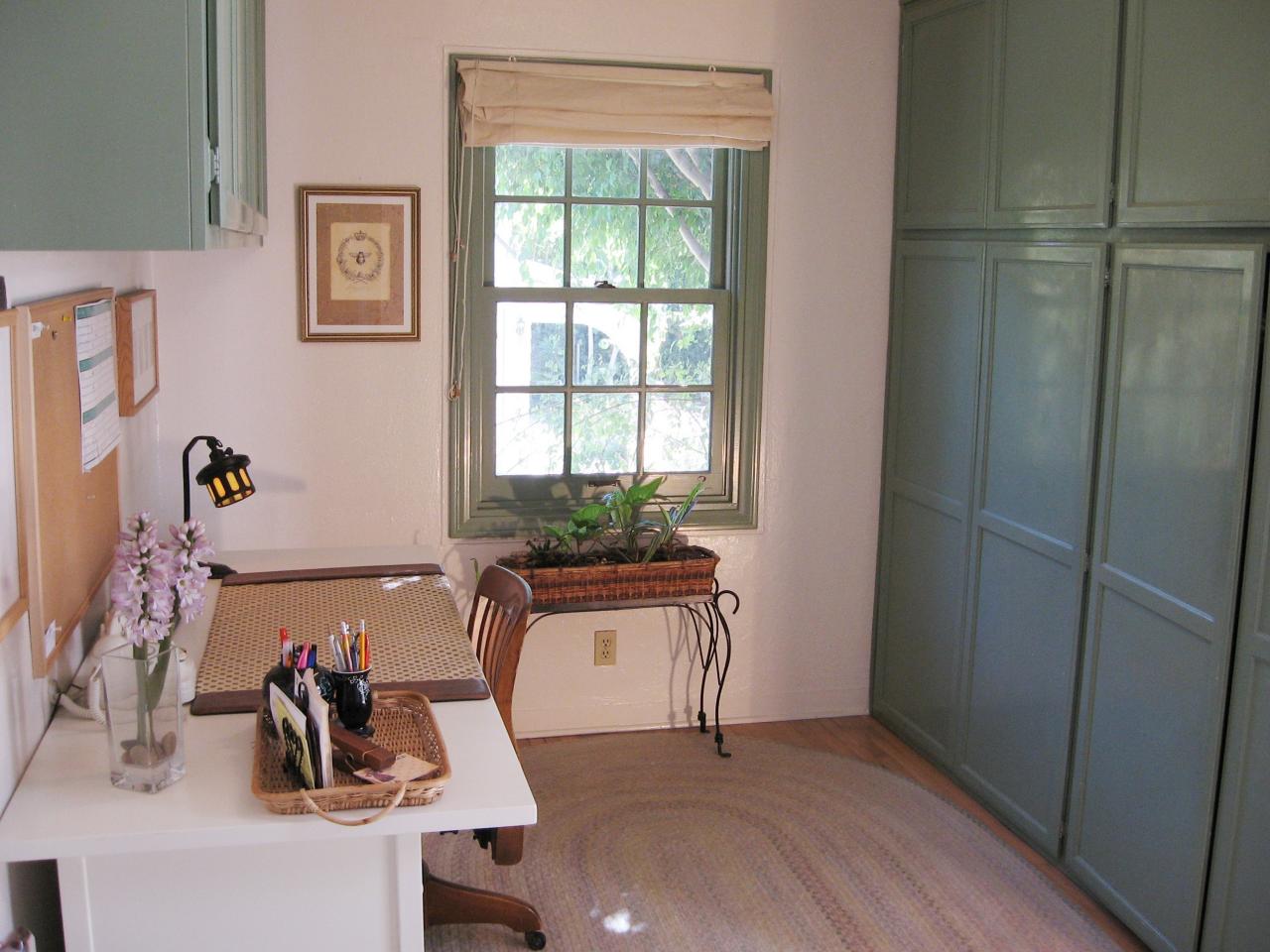 20 East Junipero Street Santa Barbara, CA 93105 - Photo 13 of 14 a dining room with furniture and window