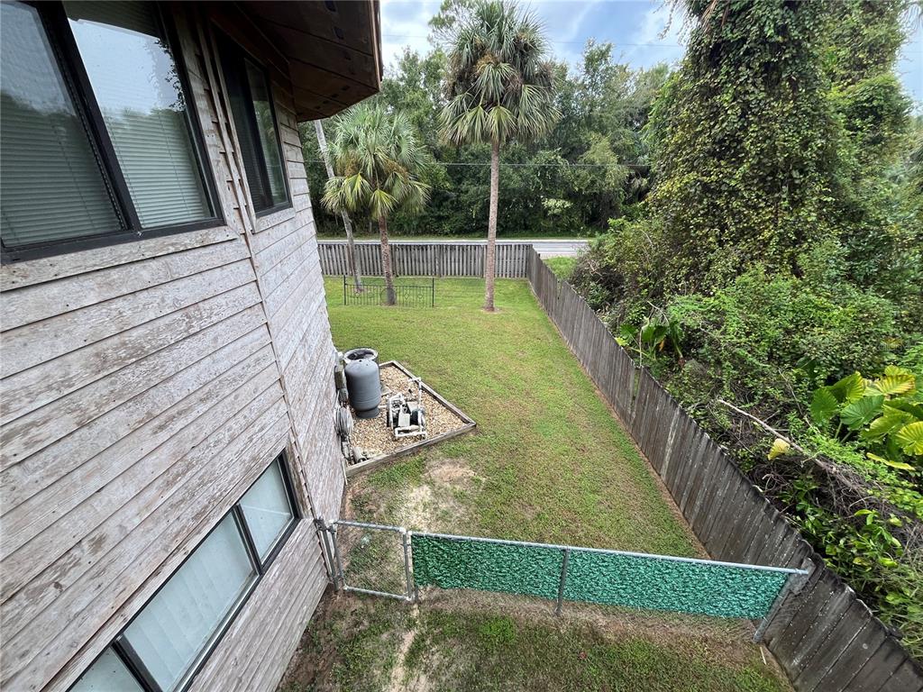 6560 Timberlane Road Lake Wales, FL 33898 - Photo 22 of 31 a view of a back yard