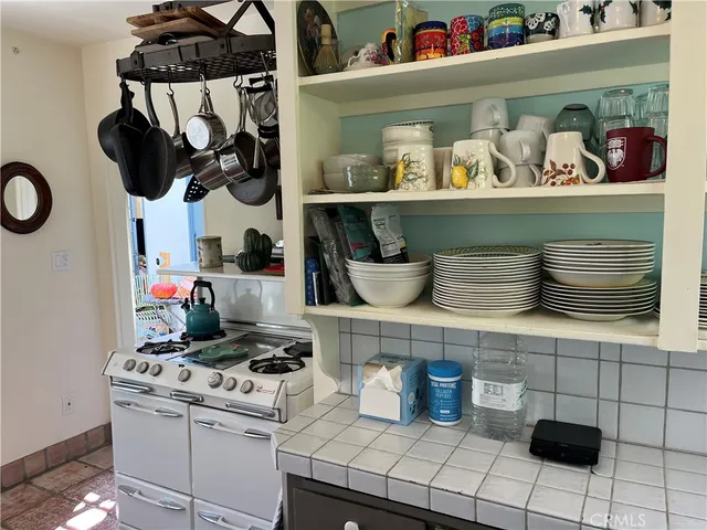 $11,995 | 845 Temple Hills Drive, Laguna Beach, CA 92651