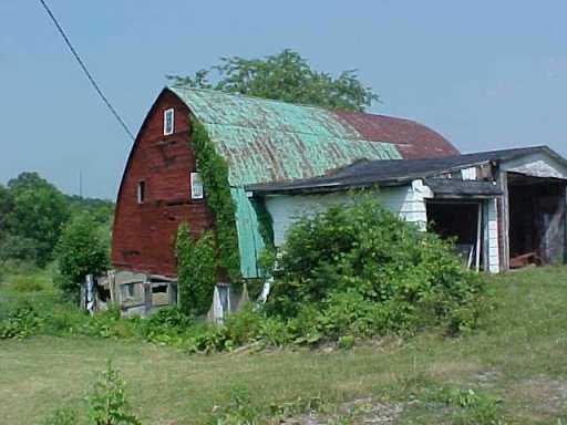 1201 Old State Road New Castle, PA 16101 - Photo 4 of 8 Stable/Barn.