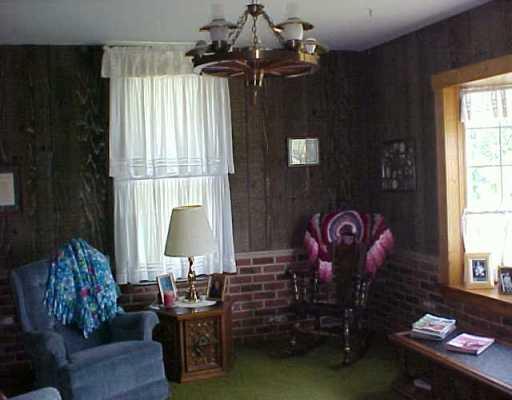 1201 Old State Road New Castle, PA 16101 - Photo 6 of 8 Den/Family/Great Room.