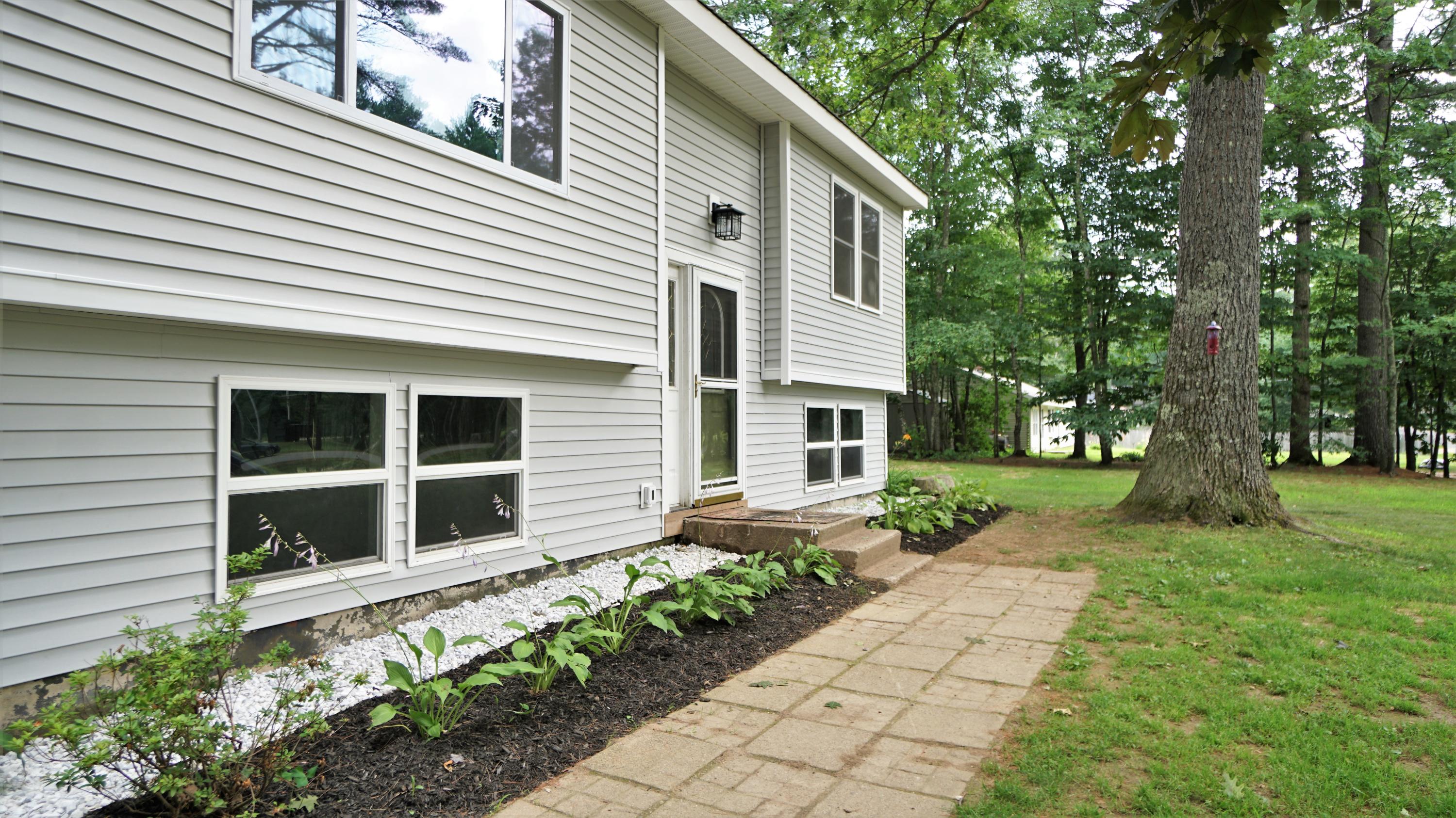 131 Sand Road Naples, ME 04055 - Photo 3 of 39 DSC06772
