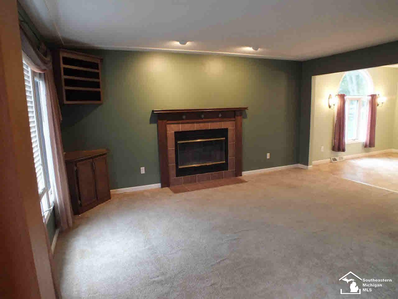 6797 Grenville Road Temperance, MI 48182 - Photo 5 of 25 Family Room (A)