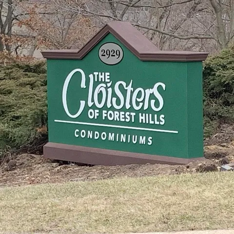 a sign that is on the side of a building