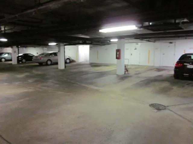 $104,000 | 2929 Sunnyside Drive, Unit 267D, Rockford, IL 61114