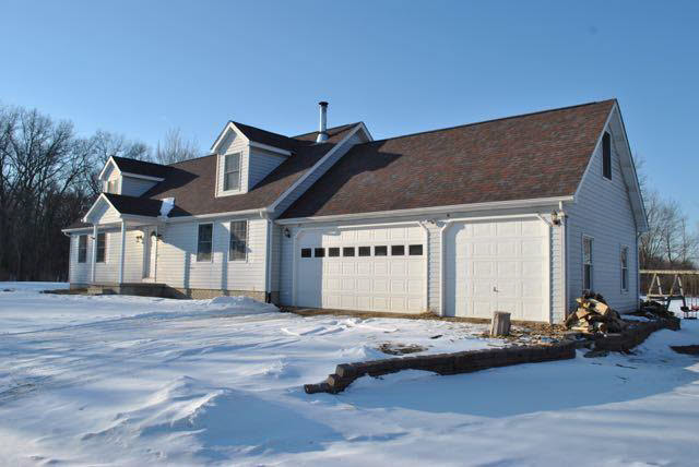 12266 West Dunbar Road Dundee, MI 48131 - Photo 1 of 22