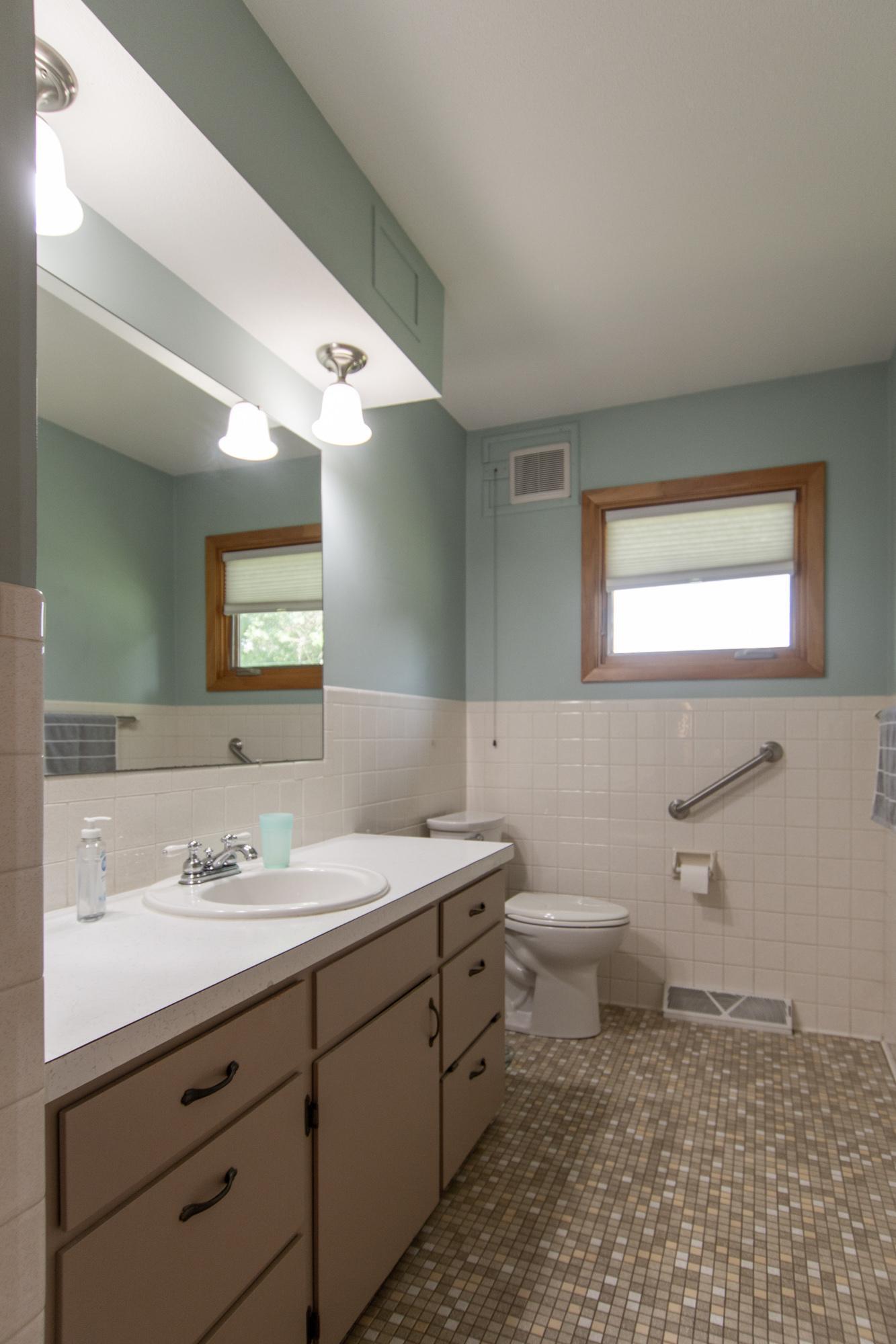 205 Prairie Avenue Northeast Staples, MN 56479 - Photo 29 of 43