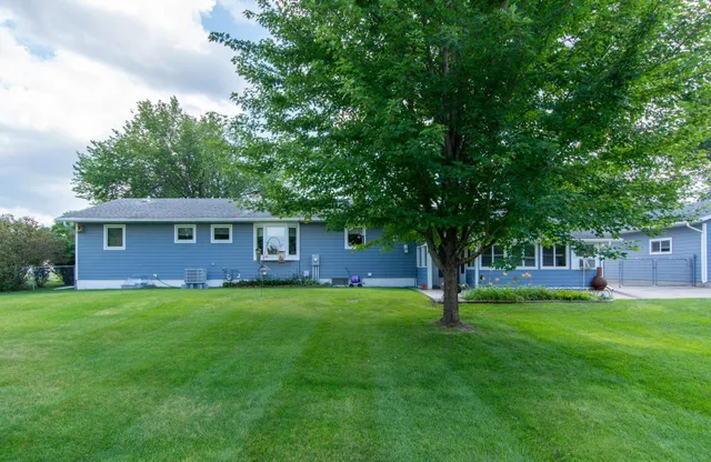 $299,900 | 205 Prairie Avenue Northeast, Staples, MN 56479