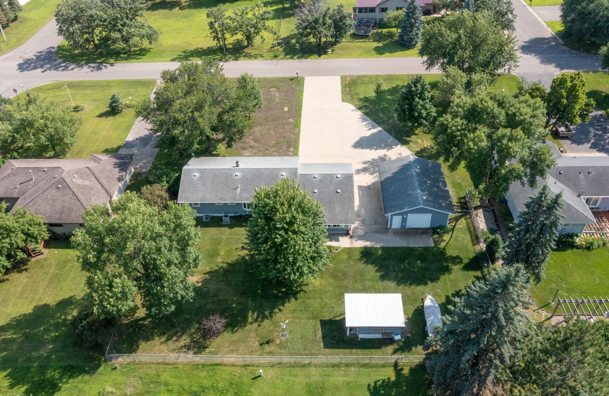 205 Prairie Avenue Northeast Staples, MN 56479 - Photo 7 of 43