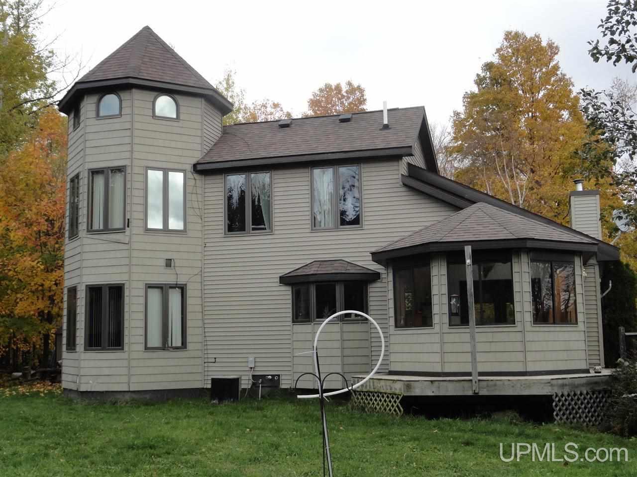 N7755 Carmody Road Munising, MI 49862 - Photo 4 of 25 Gallery Image 4