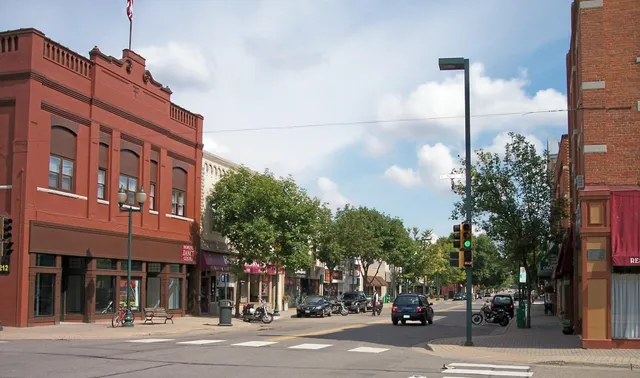 $349,900 | 4532 Fairview Avenue, Minnetonka, MN 55343