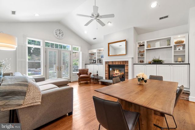 $1,043,000 | 409 East Bellefonte Avenue, Alexandria, VA 22301