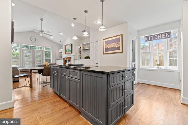$1,043,000 | 409 East Bellefonte Avenue, Alexandria, VA 22301