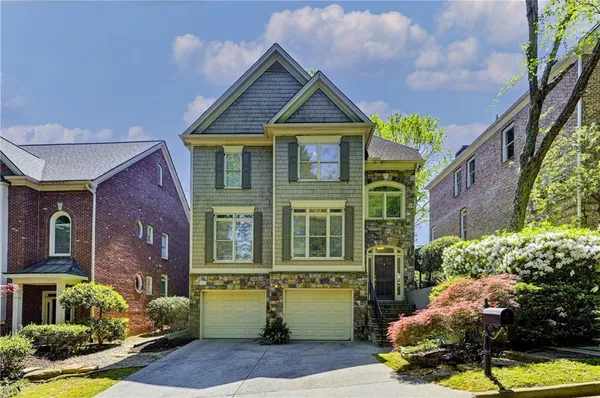 $4,700 | 2745 Lenox Road Northeast, Unit 5, Atlanta, GA 30324