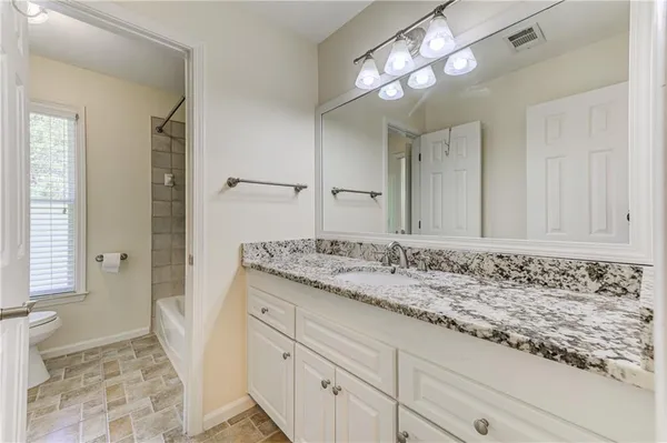 $4,700 | 2745 Lenox Road Northeast, Unit 5, Atlanta, GA 30324