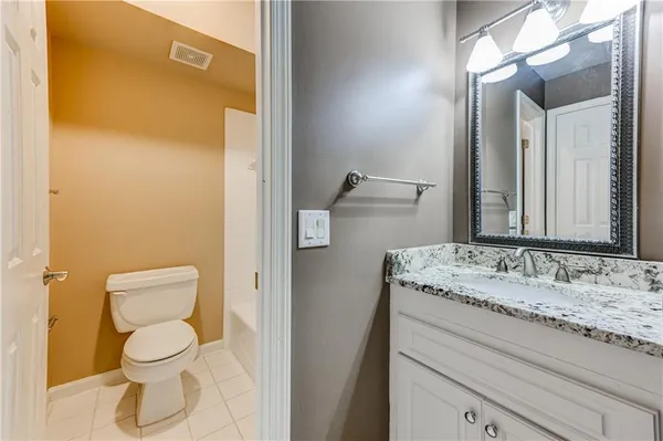 $4,700 | 2745 Lenox Road Northeast, Unit 5, Atlanta, GA 30324