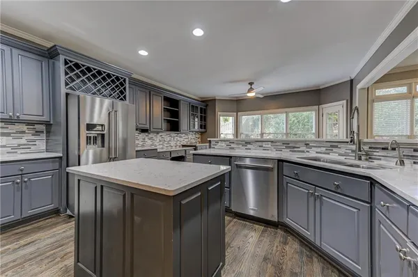 $4,700 | 2745 Lenox Road Northeast, Unit 5, Atlanta, GA 30324