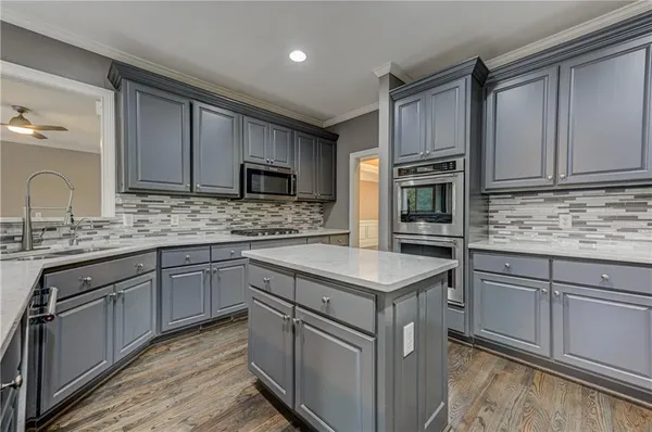 $4,700 | 2745 Lenox Road Northeast, Unit 5, Atlanta, GA 30324