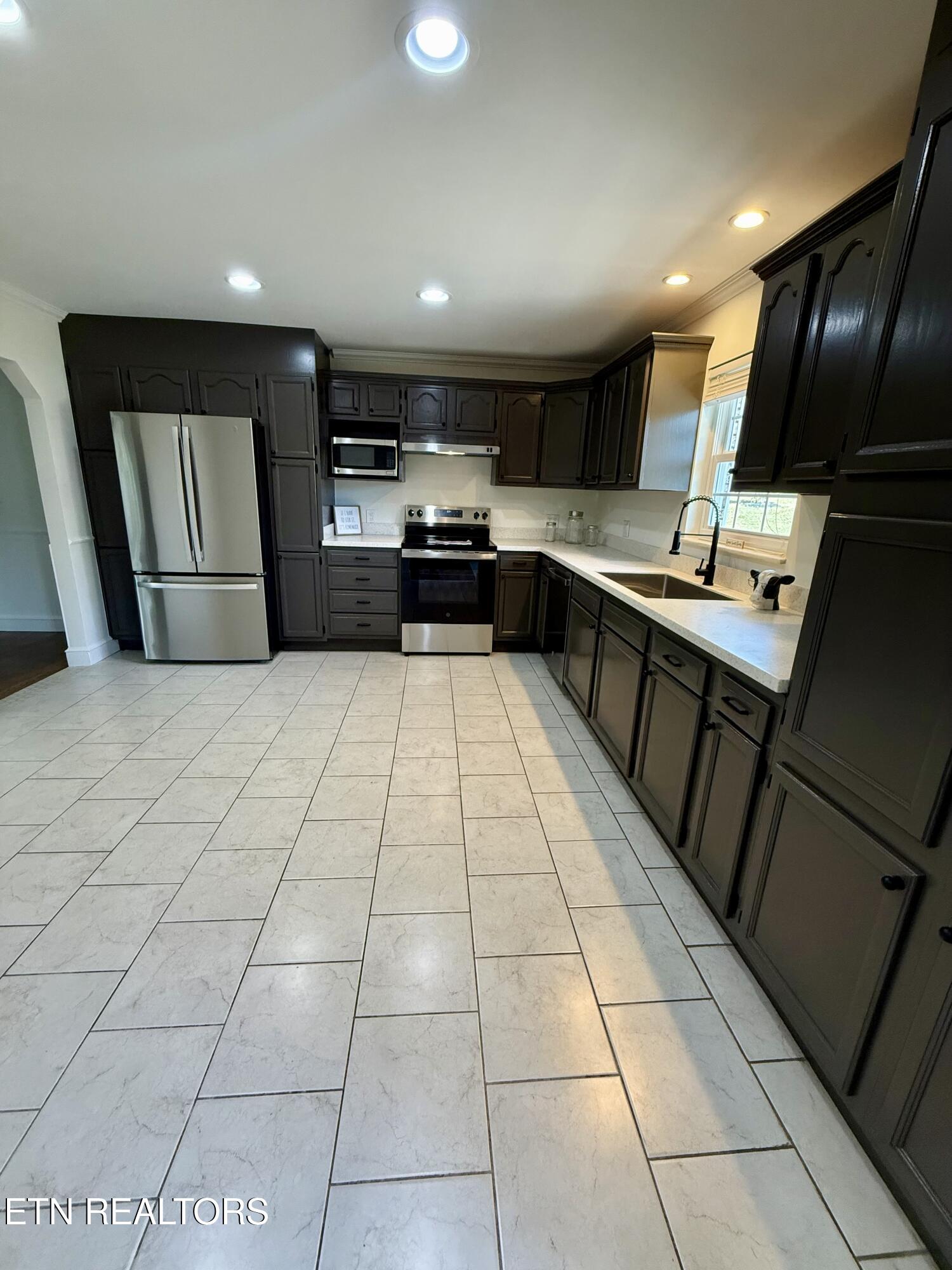 2112 Spring Hill Road Knoxville, TN 37914 - Photo 9 of 50 IMG_8264