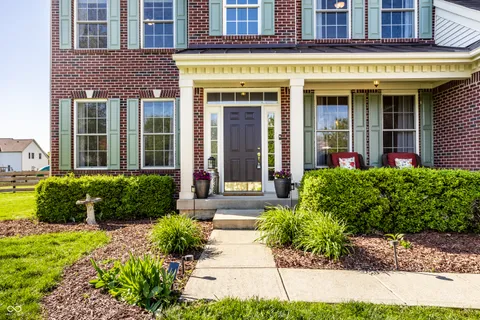 $699,900 | 4348 Ledge Rock Court, Zionsville, IN 46077