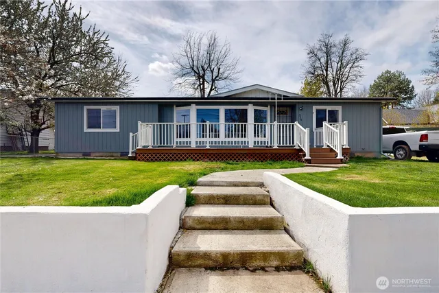 $270,000 | 314 East 6th Street, Waitsburg, WA 99361