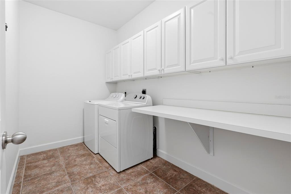 8693 Southwest 76th Place Gainesville, FL 32608 - Photo 25 of 36