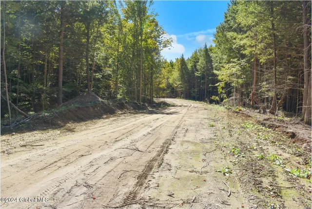 $68,900 | 82 Carriage Knoll Road, Chestertown, NY 12817