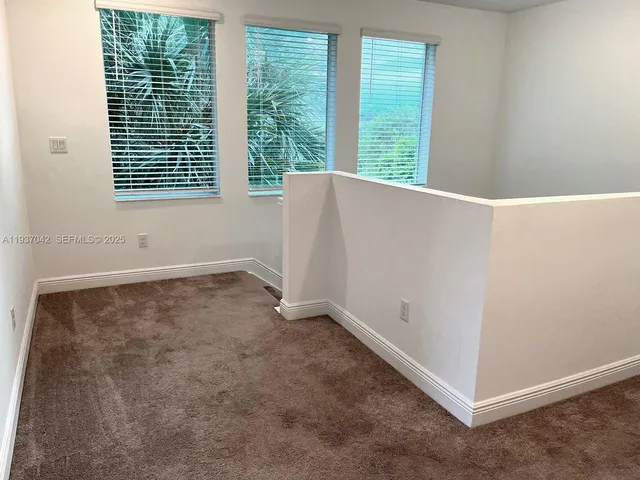 $4,000 | 4317 Lago Drive, Unit 4317, Deerfield Beach, FL 33064