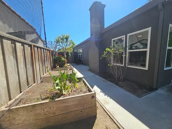 $888,000 | 501 Bobbys Lane, Hollister, CA 95023