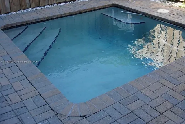 $925,000 | 2654 Southwest 31st Place, Unit 2654, Miami, FL 33133