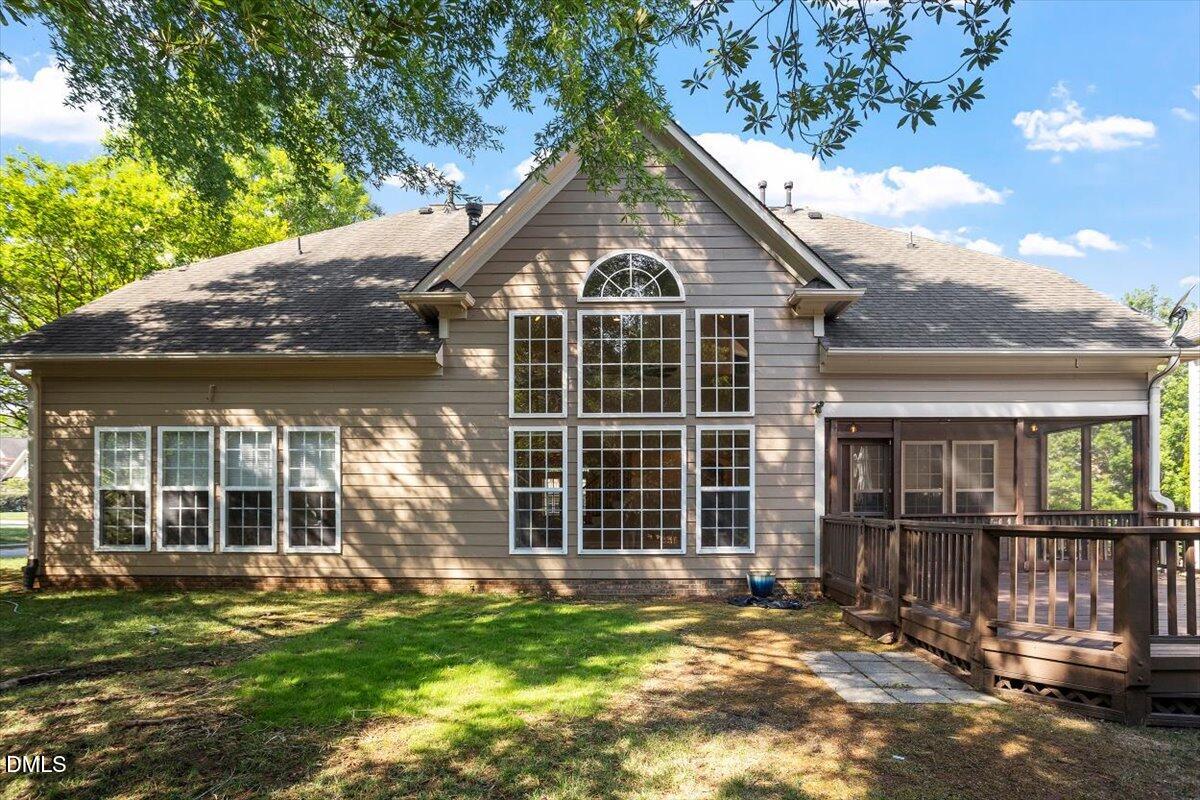 902 Ravendale Place Cary, NC 27513 - Photo 45 of 57 Back of home