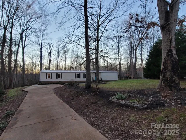 $1,425 | 116 Tulip Tree Court, Statesville, NC 28677