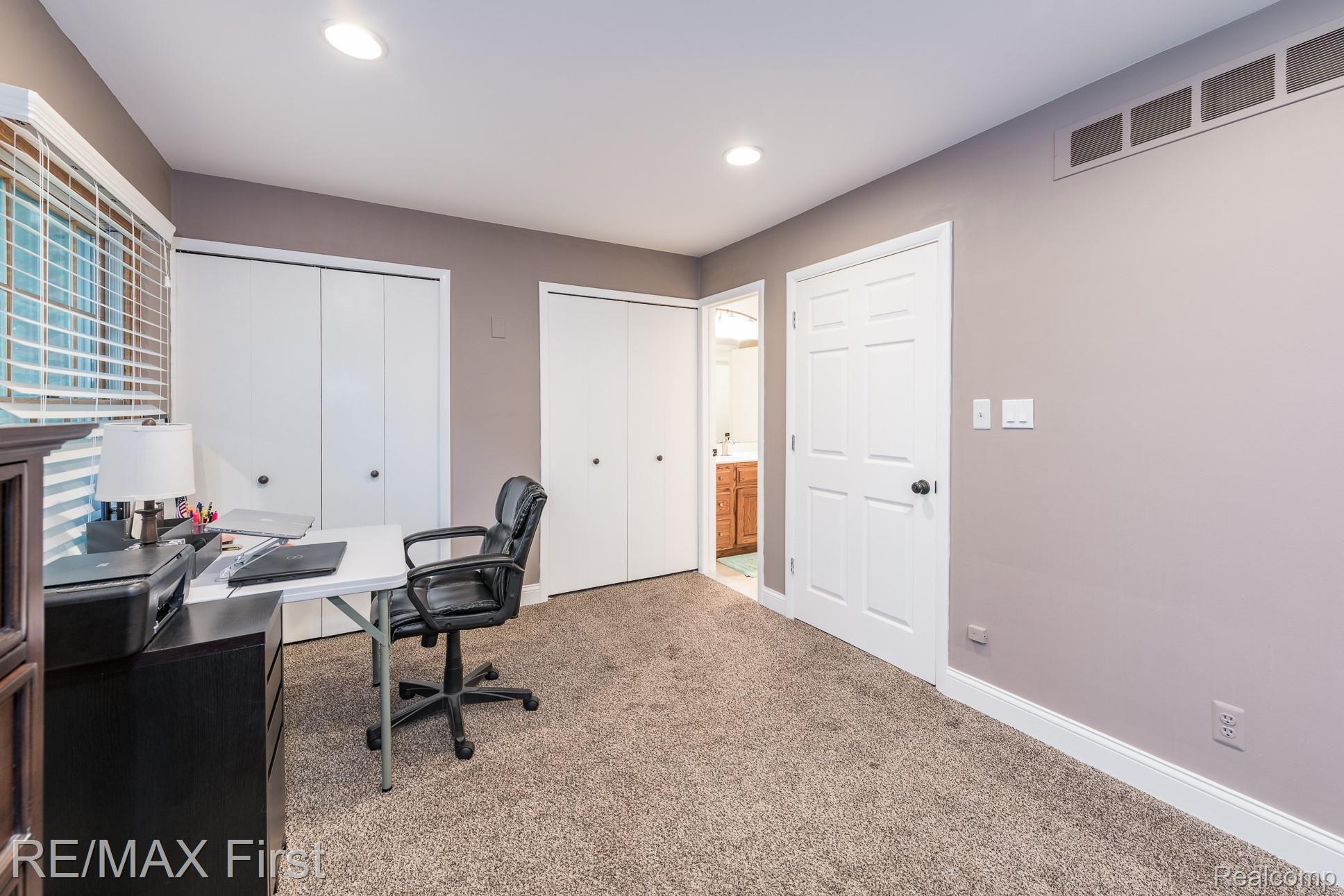 360 Minot Street Romeo, MI 48065 - Photo 17 of 20 DSC_8498.jpg