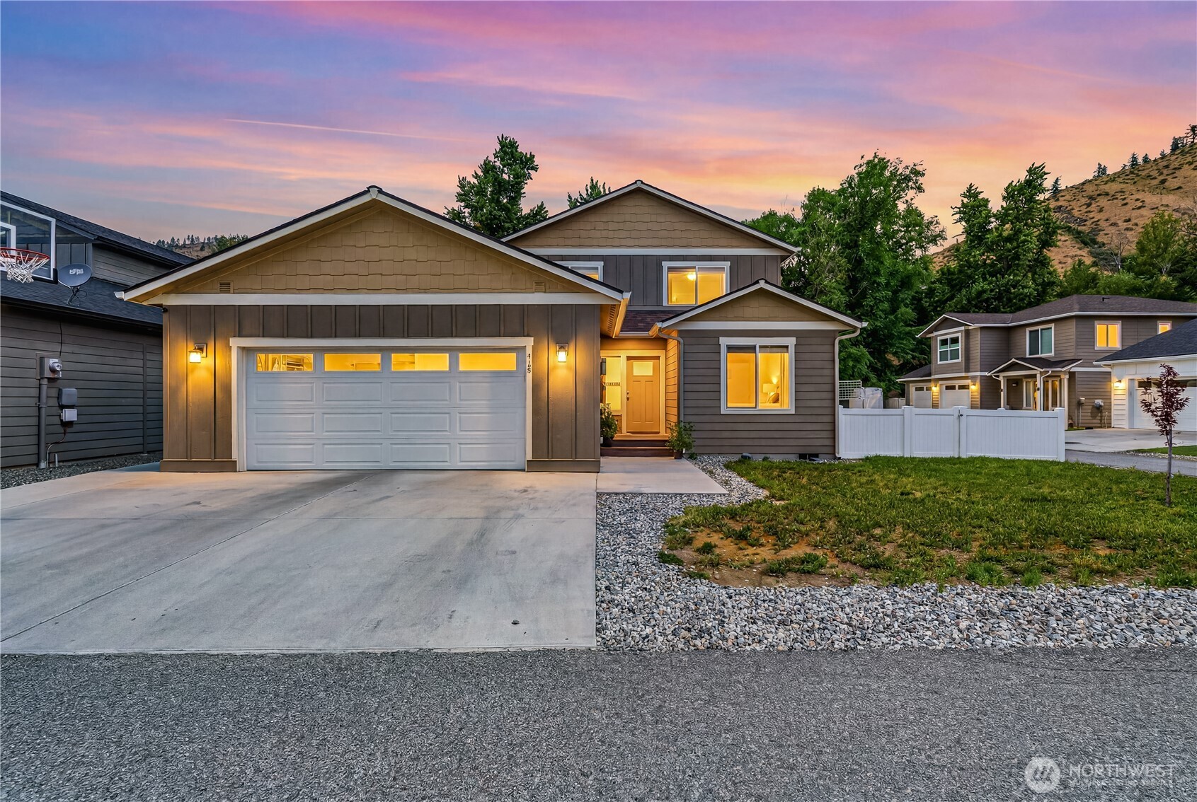 410 Riverside Meadow Cashmere, WA 98815 - Photo 2 of 38