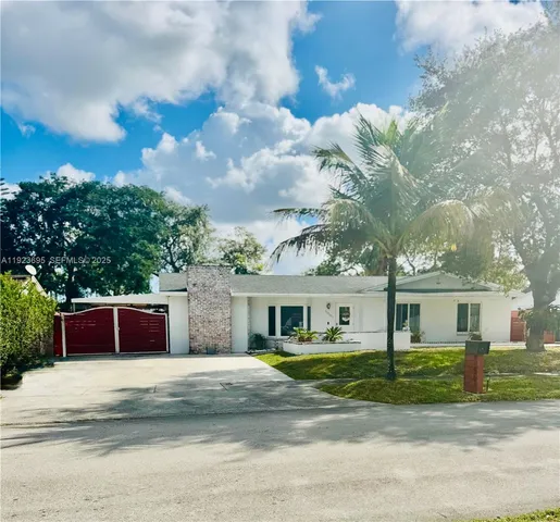 $830,000 | 11561 Southwest 121st Avenue, Miami, FL 33186